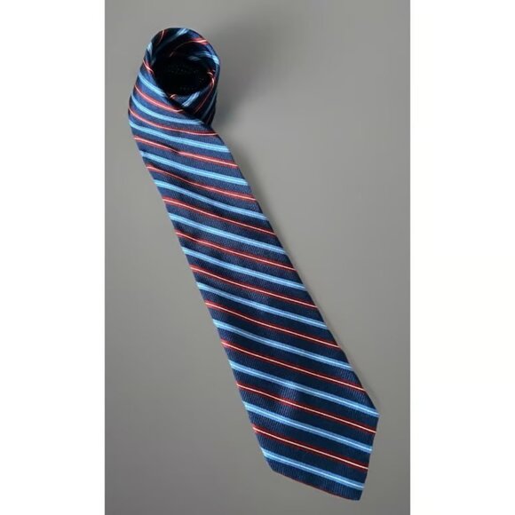 Tommy Hilfiger Neckwear Tie Red White Blue Striped Pattern USA 100% Silk - Picture 1 of 3